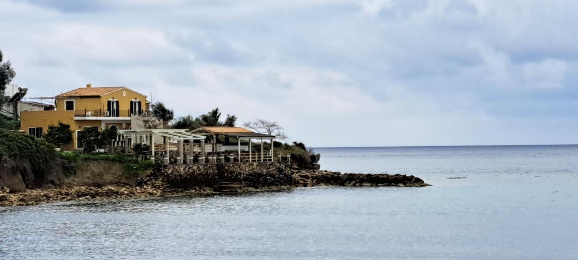 Hidden Paradise Agios Georgios Pagon Exterior photo